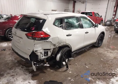 2017 Nissan Rogue S z USA, uszkodzony, nr VIN JN8AT2MV1HW013639